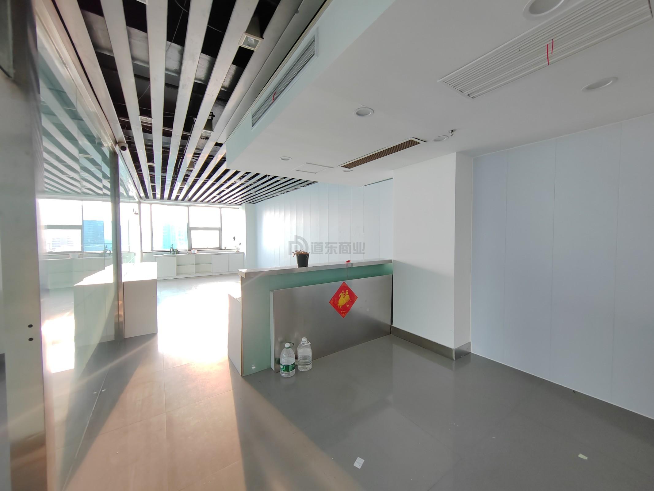 太湖明珠发展大厦面积448平