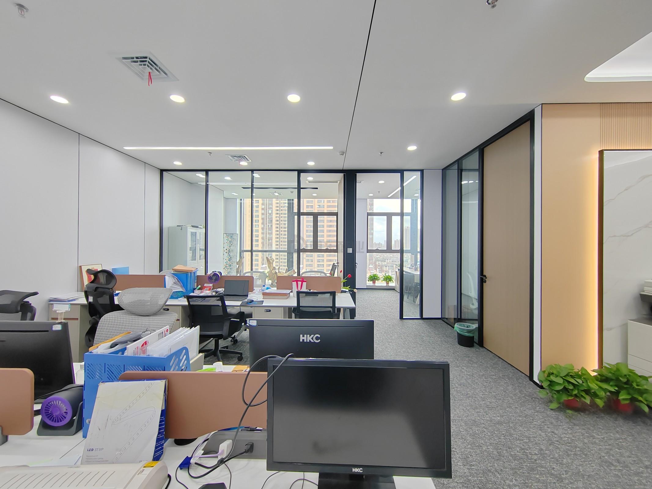 芯橙中心面积171平
