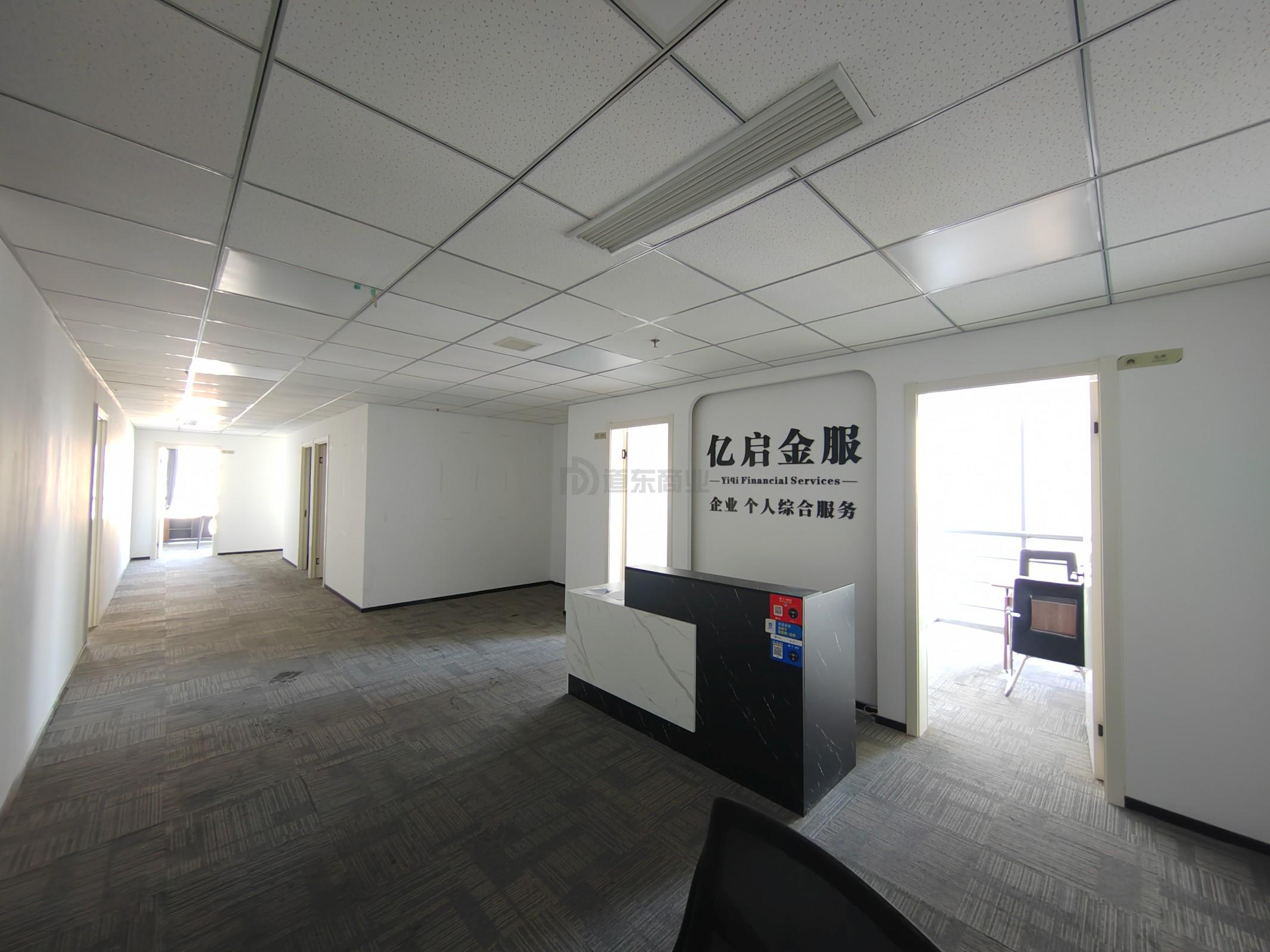 恒威大厦174平米办公室出租